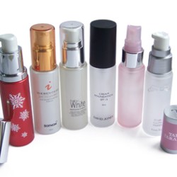 Containers with dispensers by Sunrise Pumps